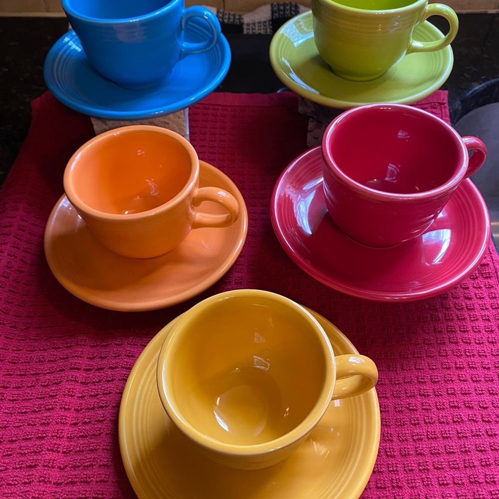 Fiestaware coffee/tea cups with saucers